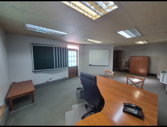 851M² OFFICE TO LET IN RIVONIA
